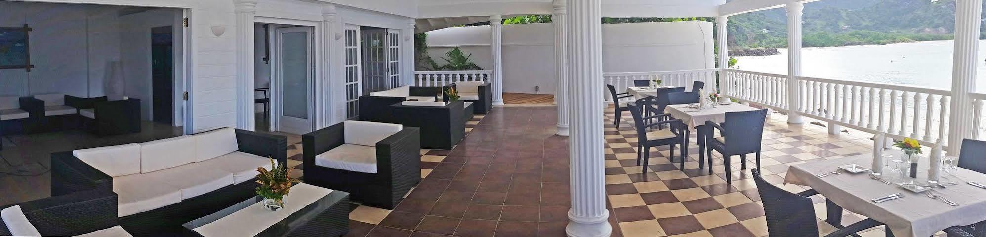 Davids Beach Hotel Клифтон Экстерьер фото
